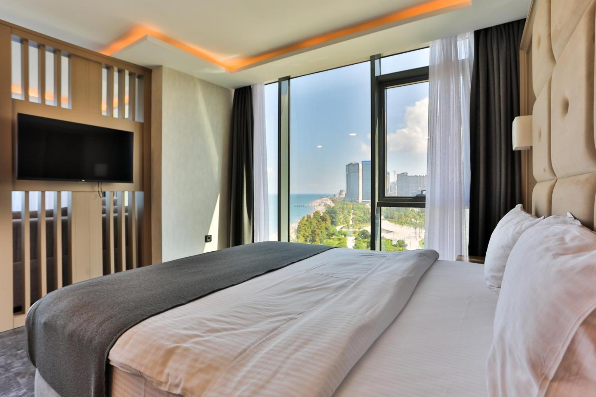 Batumi View Luxury Hotel ภายนอก รูปภาพ
